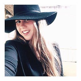 Marian Lopez Herrainz