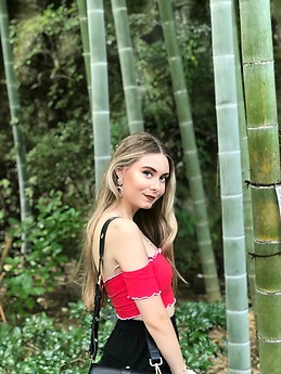 carla fernandez oliva