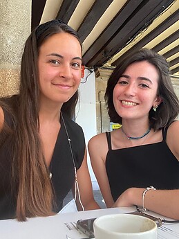 Leyre y Elisabeth Leoz y Marín