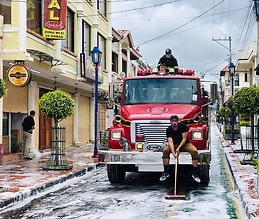 Roberto G Lescrauwaet