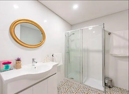 Cozy Private Room in CHAI Guest House, Porto, Portugal. Near Hos