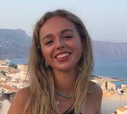 Angela Caparros