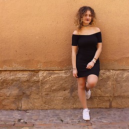 Elena Suñer Saldaña