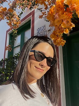 LUCIA ROSALES