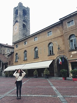 JULIA MARTÍNEZ MALLADA