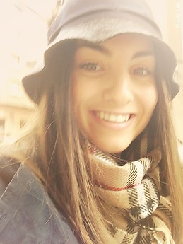 Nuria Alhambra Jimenez