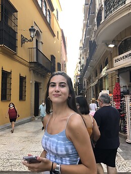 LUCIA ORCOS ZUDAIRE