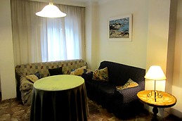 Dora García Olivares