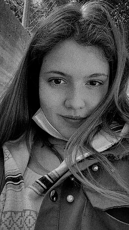 Ángela Camañes Lon