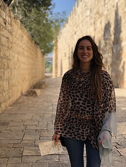 Constanza Vallejo Grove