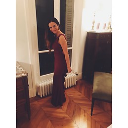 María