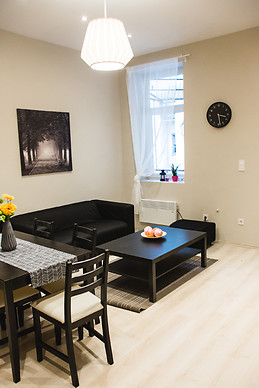 Apartment with 4 bedrooms - almassy ter 15 - 7 district - FROM M