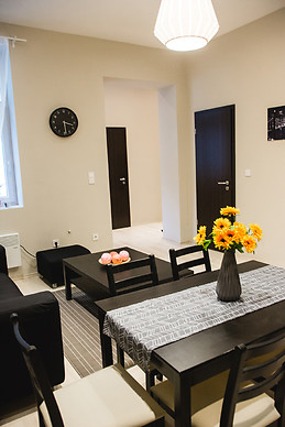 Apartment with 4 bedrooms - almassy ter 15 - 7 district - FROM M