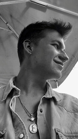 Xavier Benedicto Molina