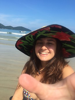 Maria Laura Calhares da Costa Lava