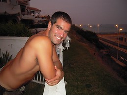 Nestor Garcia Oquiñena