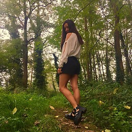 Alba Alvarez