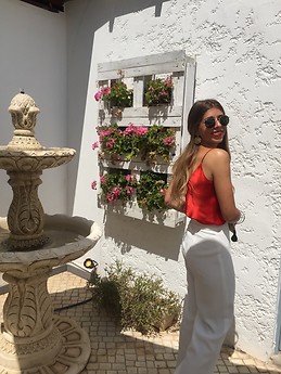 Júlia Navarro Salido