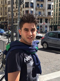 Alex Aguirre-Hellinx