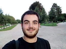 Manu Santiago Sanchez