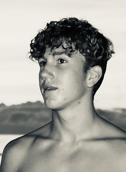 YOANN chluchnik