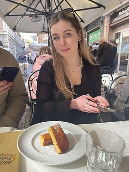 Phoebe Belton-Simmons