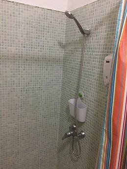 Apartamento independiente muy acogedor a un paso del malecón hab