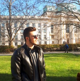 Αντώνης Βασιλόπουλος