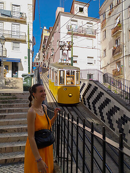 Elena Morales cejuela