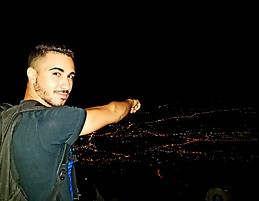manos Damianakis