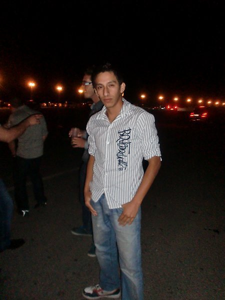 ROBERTO URIBE MARQUEZ