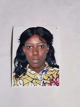 Laura de jardelle Kibongui