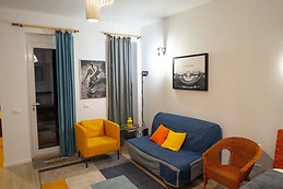 Monolocale moderno appena ristrutturato