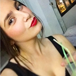 Clara Santos