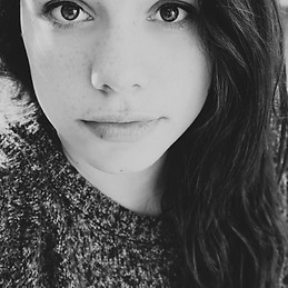 Júlia Petra