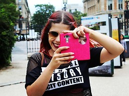 Maria Villarroel Flores