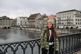 Ελεάννα Τρ.