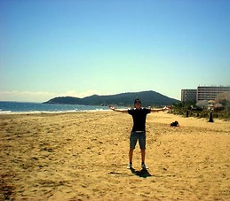 Adrián F.C.