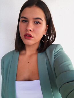 Elena Sarmiento