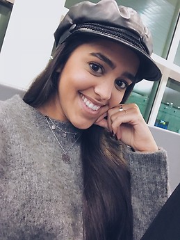 Inés
