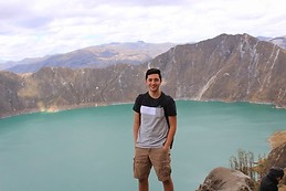 Mateo Larrea
