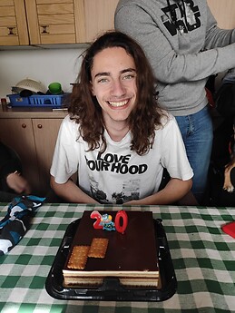 Víctor Montoya Román