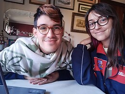 Dani and Júlia González, Martínez