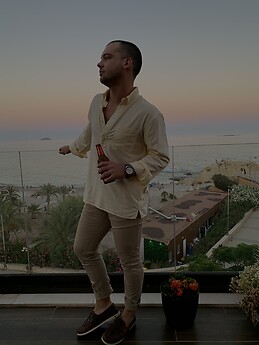 Alvaro M