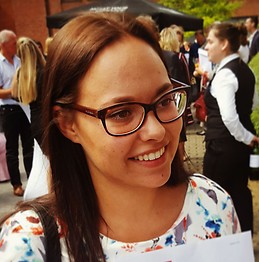 Lindsay Vanhaverbeke