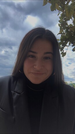 Elena Hernández Olivares