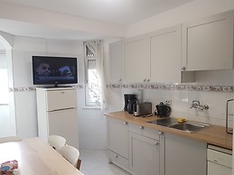 3 bedrooms in Olivais Square-3 min from metro