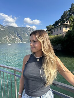 CRISTINA ANDUEZA LAFUENTE