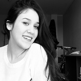 Lilia Issiakhem