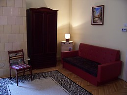 2 bedroom flat next to BME University Budapest